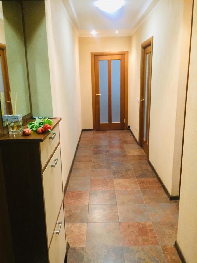 Apartment Mala Zhytomyrska 10 เคียฟ ภายนอก รูปภาพ